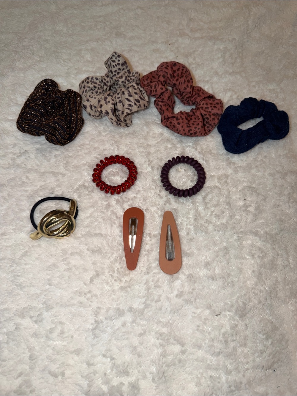 Assorted Women’s Hair Accessories Set - Neutral, Navy, Animal Print